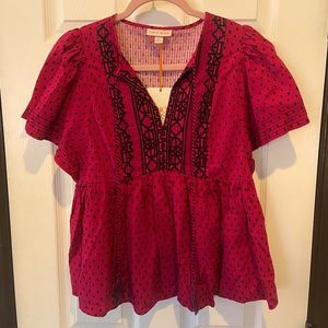 NWT! Women's Flutter Short Sleeve Top
- Knox Rose Magenta Polka Dot M